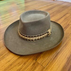 Tan Western/Outback Hat